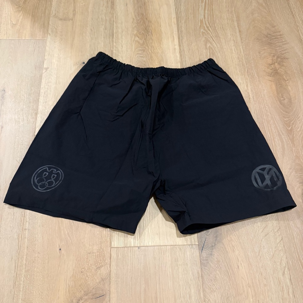 NEW Yeezy Black Men’s Nylon Shorts Sz 2